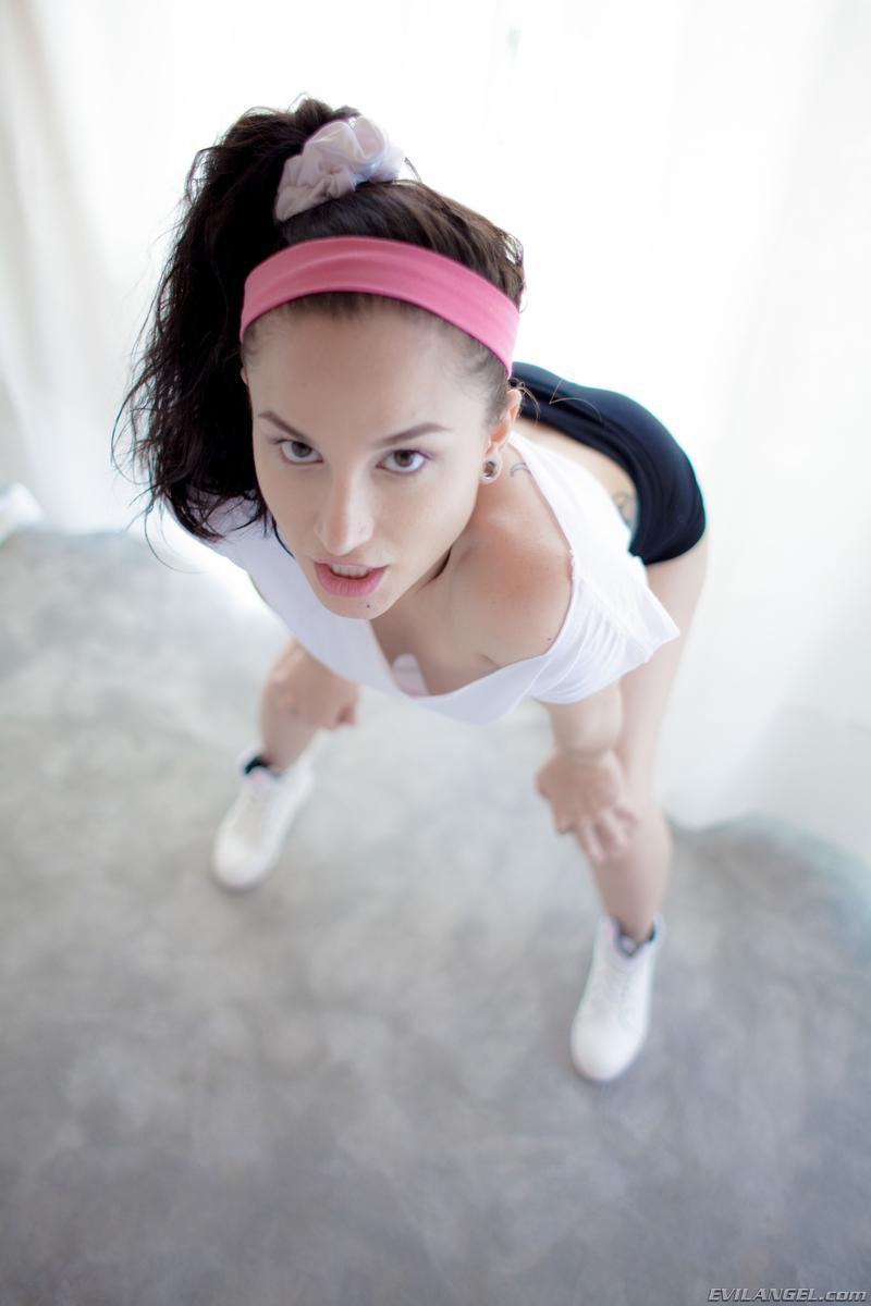 Choked And Soaked photos (Gabriella Paltrova)  DefineBabe.com
