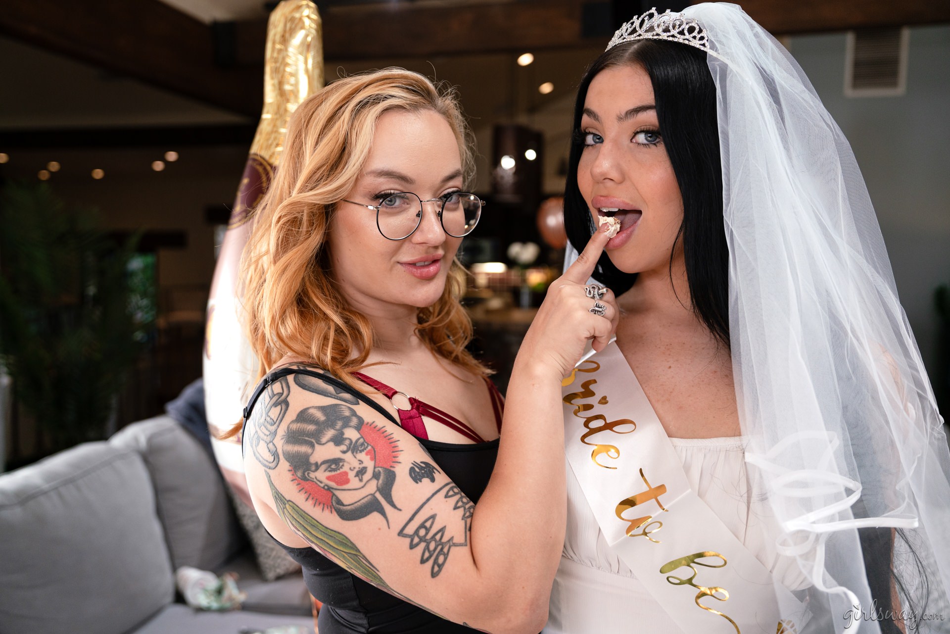 Holly Day And Emma Magnolia Bring Each Other To An Eye-rolling Orgasm   DefineBabe.com