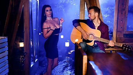 Hot babe Nelly Kent gets fucked by cocky musician