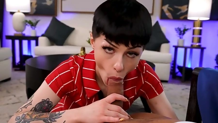 Short-haired bimbo Raee Ripley seduced her coach